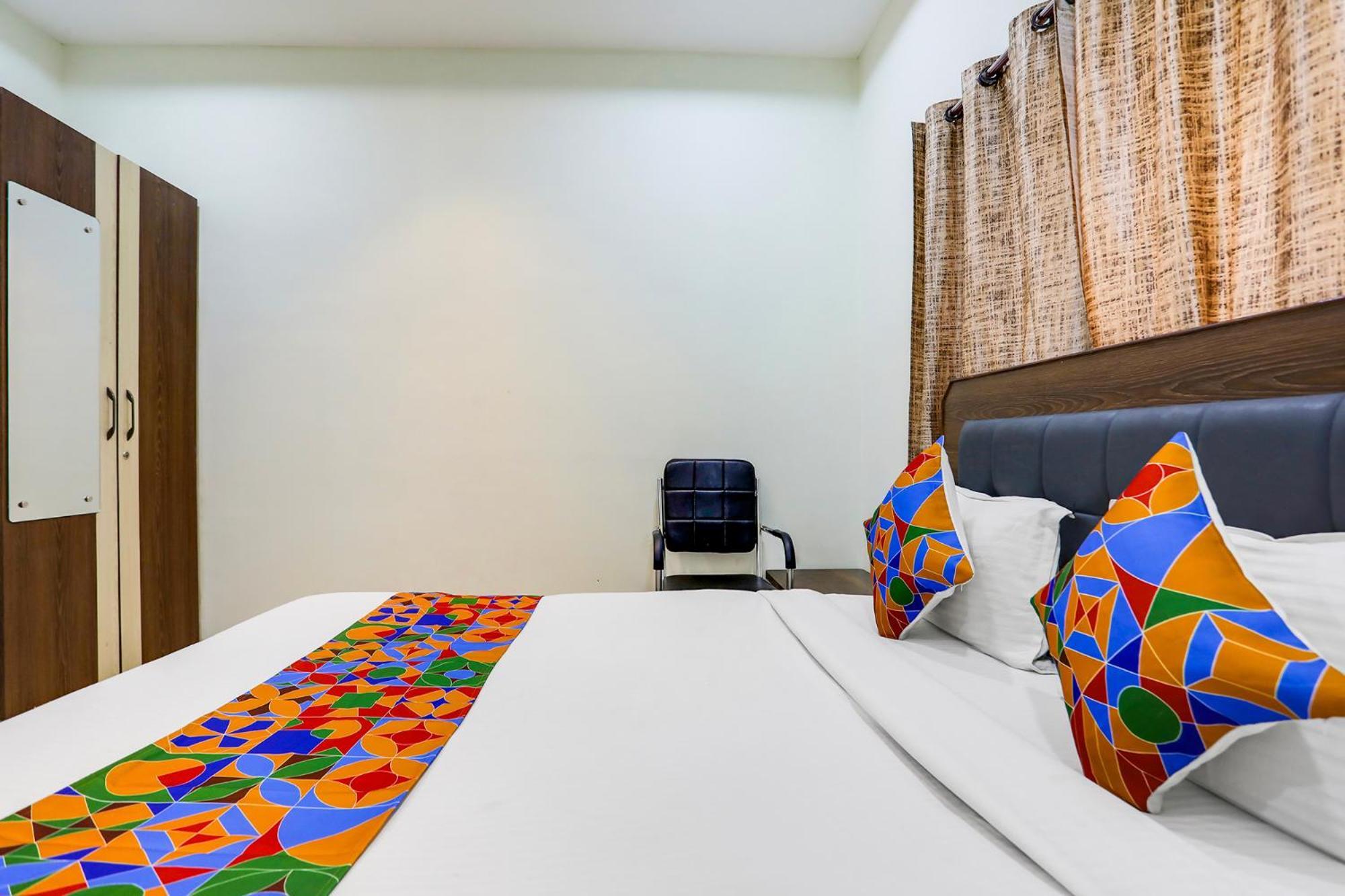 Fabhotel Johar Inn Rāipur Eksteriør billede